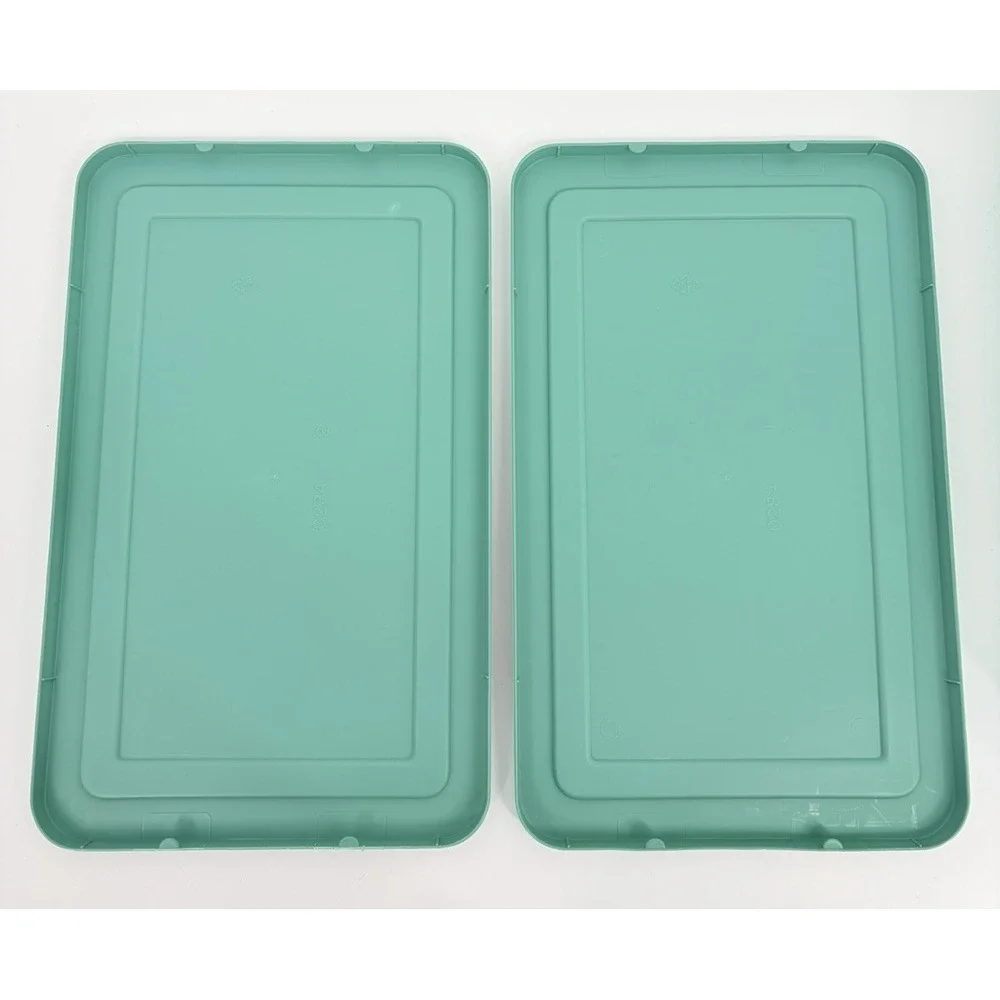 Vintage Pair of Rubbermaid 0286 Storage Boxes Palm Green Container Snap 4.5 Qt